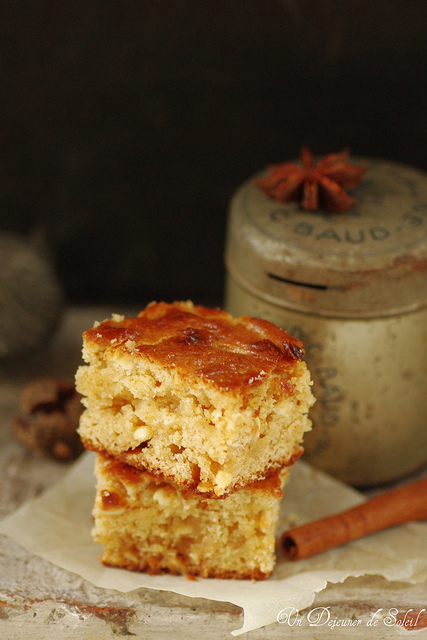 Moelleux aux épices, chocolat blanc et… Buon Natale!