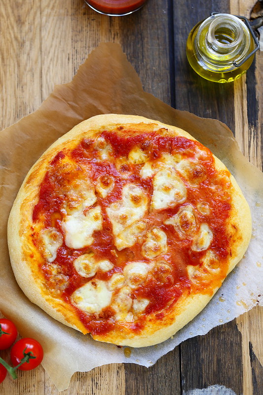 Pâte à pizza vite faite : Recette de Pâte à pizza vite faite