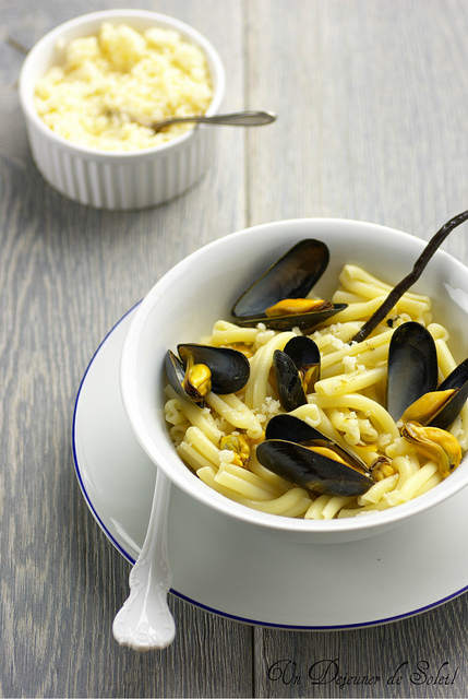 Pâtes aux moules provençales