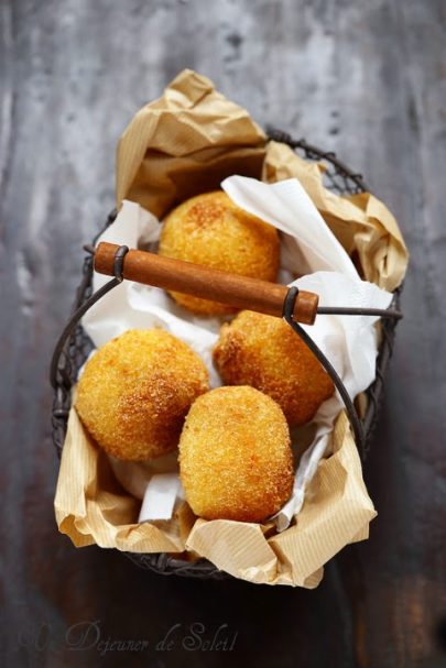 Arancini ou arancine au ragù comme en Sicile
