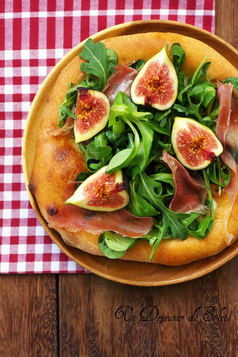 pizza jambon cru figues recette italienne