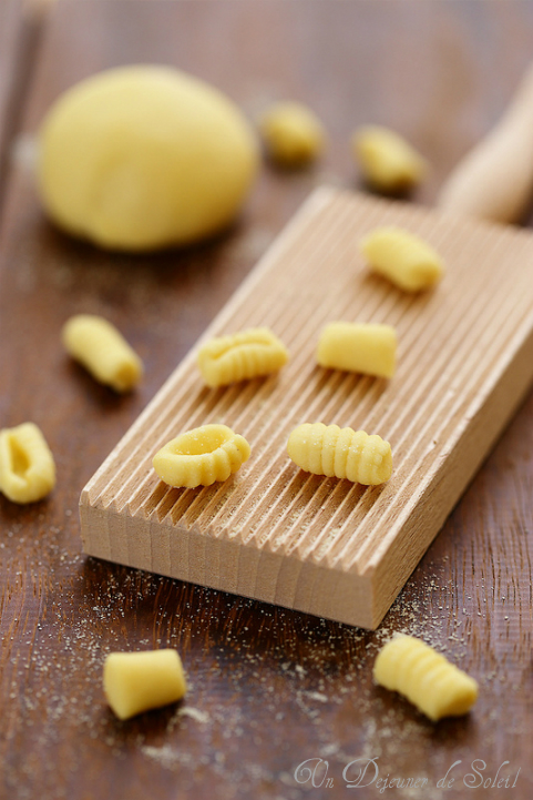 Malloreddus ou gnocchi sardes : pâtes à la semoule de blé dur