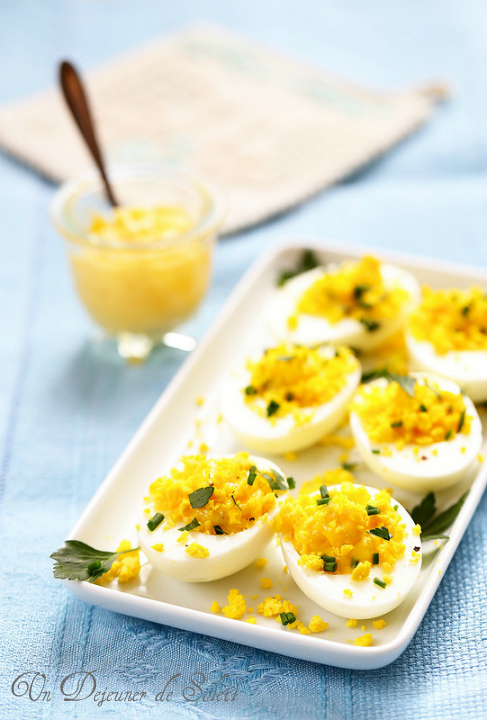 Oeufs mimosa (avec mayonnaise maison) - Deviled eggs