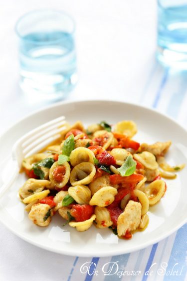 salade pates poulet poivrons