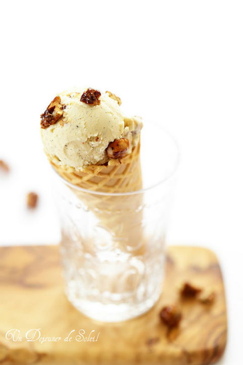 Glace vanille noix de pécan caramélisées - Vanilla and pecan ice cream