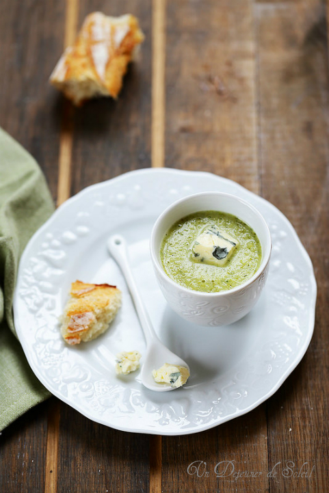 Soupe veloutée de brocoli et bleu (ou gorgonzola)