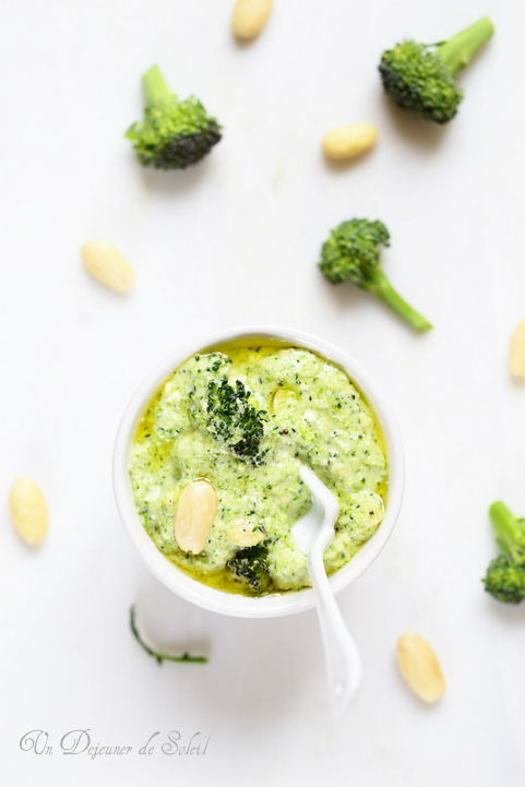 pesto brocoli amandes feta