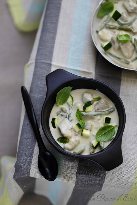 Curry vert de porc et légumes et trois astuces pour réussir un curry Thaï