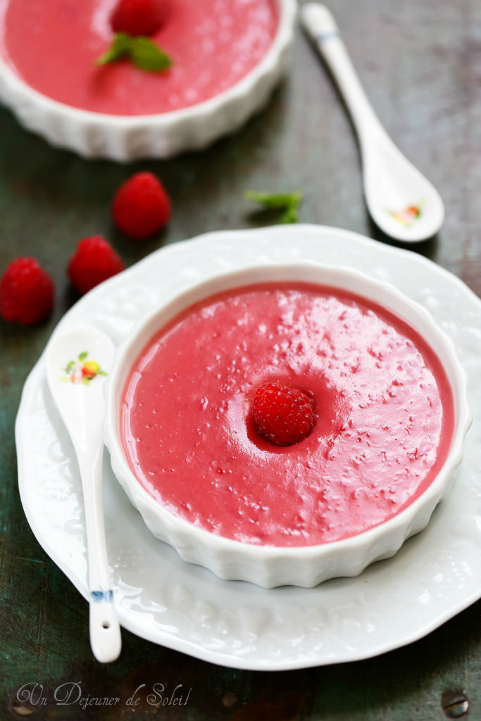Crème aux framboises et au chocolat blanc