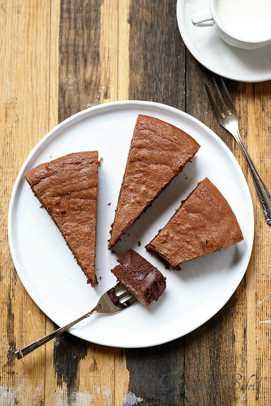 Dix astuces pour améliorer vos gâteaux au chocolat et vingt recettes (fondant chocolat marrons)