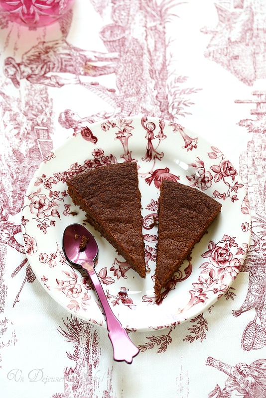 Gâteau au chocolat aux blancs d'oeuf