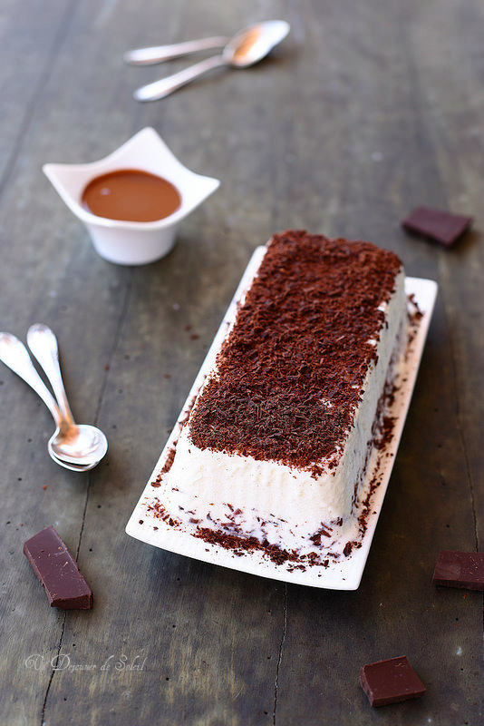 Gâteau glacé vanille chocolat façon stracciatella Viennetta (sans sorbetière et sans oeufs)