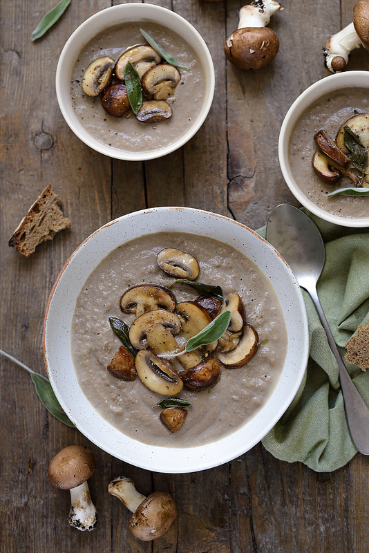 Velouté de champignons (soupe vegan)