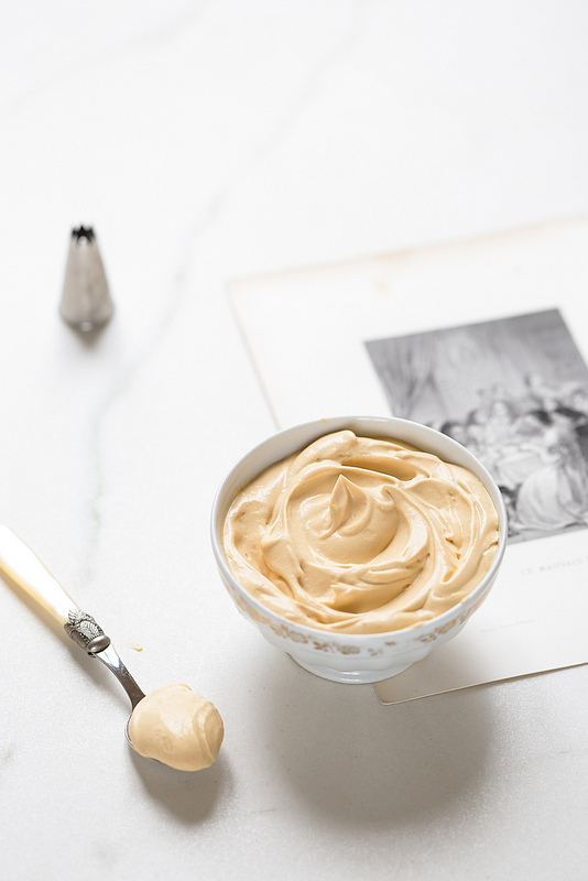 Ganache montée au chocolat blanc caramel recette facile et rapide