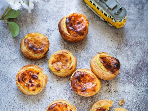 Pasteis De Nata Petits Flans Creme Recette Portugaise Un Dejeuner De Soleil