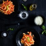 Pâtes scarpariello tomates pecorino