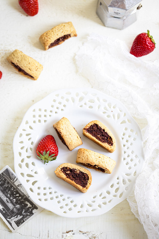 Biscuits napolitains fourres cacao cerises