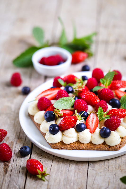 Tarte crème patissiere et fruits rouges recette italienne