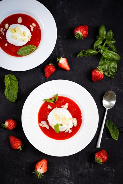 île flottante aux fraises (au micro-ondes)