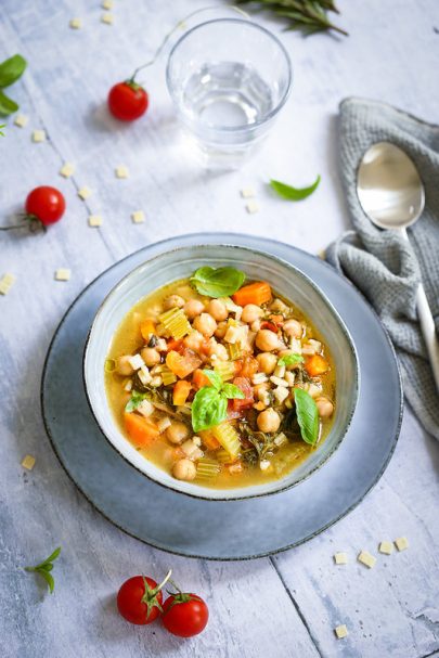Minestrone aux pois chiches et crozets
