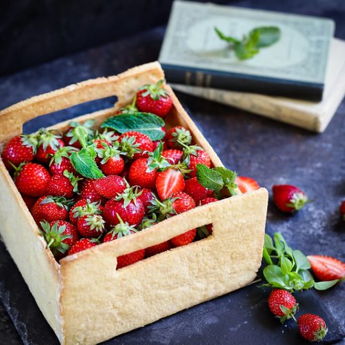 Gateau Cagette Fraises Facon Fraisier Recette Et Video Fete Des Meres Un Dejeuner De Soleil