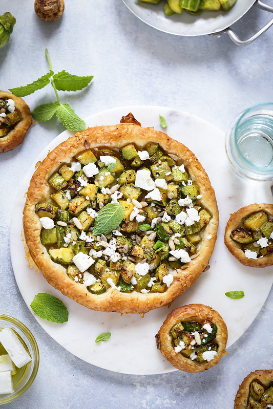 Tarte Fine Courgettes Feta Recette Vegetarienne Un Dejeuner De Soleil