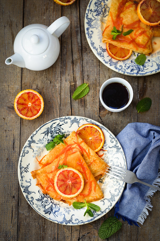 Crêpes à l&amp;#39;orange façon Suzette - Recette dessert facile - Un déjeuner ...