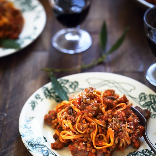 Pates sauce bolognaise vegetarienne lentilles champignons