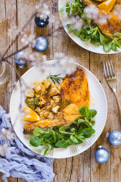 Cuisses de poulet ou chapon aux champignons et à l’orange