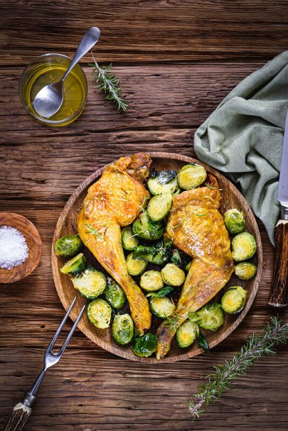 Cuisses de poulet rôti : les deux astuces pour les réussir