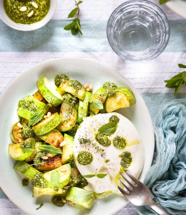 salade courgettes pesto burrata