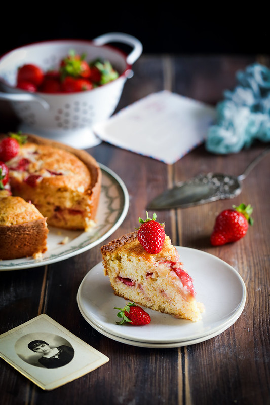 gateau yaourt amandes fraises recette facile sans balance