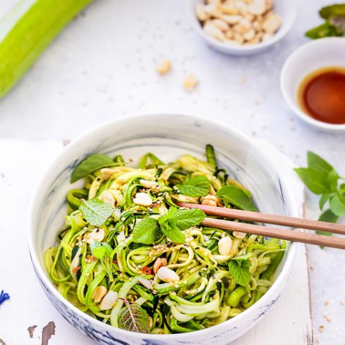 spaghetti courgettes salade crue vegan