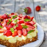 gateau coco creme citron fraises