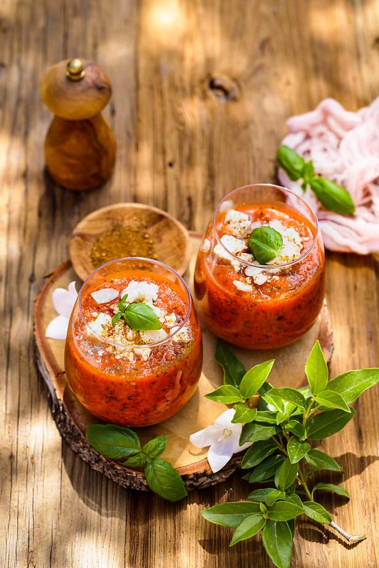 Velouté de tomates, poivrons et basilic : recette