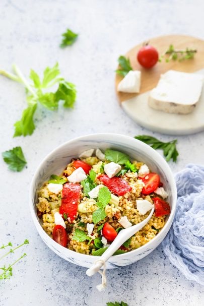 Salade de boulgour au céleri, poivron et ricotta salée