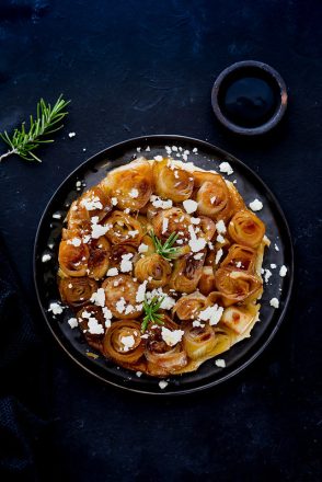 Tarte tatin aux poireaux et feta