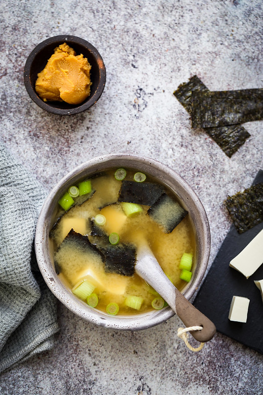 La véritable recette traditionelle de la soupe miso au tofu