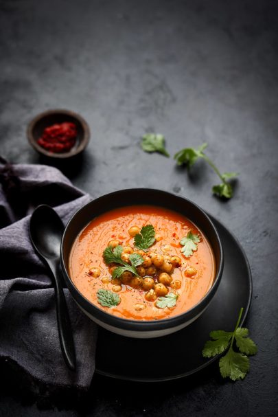 Soupe de potimarron, harissa et pois chiches