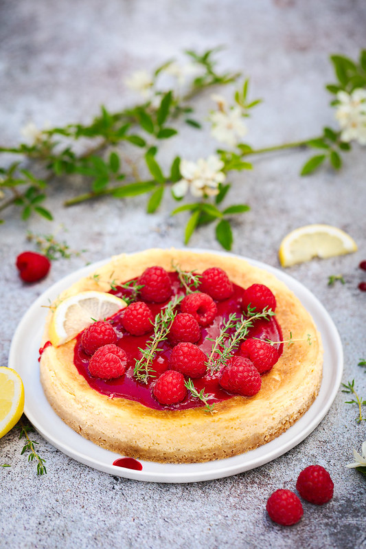 Cheesecake à la ricotta et au citron, coulis de framboises