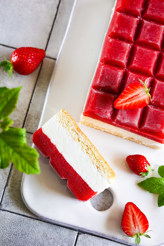 gateau gelee fraise mousse chocolat blanc recette
