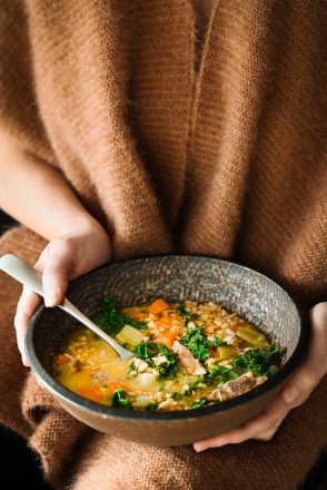 Soupe à l’épeautre provençale