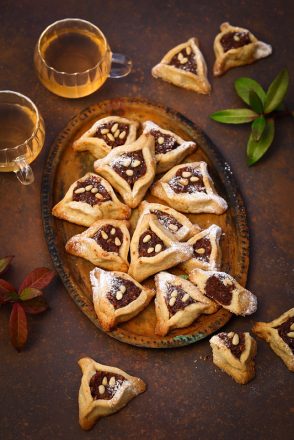Oreilles d’Aman (biscuits fourrés aux dattes)