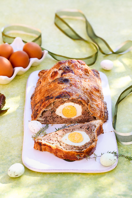tourte pate paques viande oeufs durs
