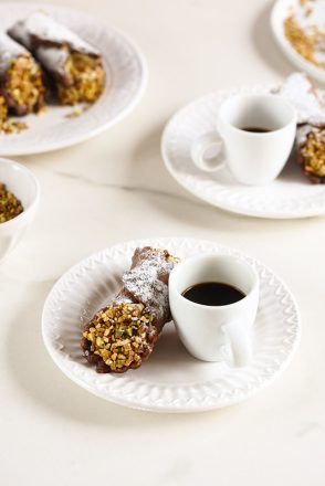 Cannoli à la pistache comme en Sicile (avec la vidéo)