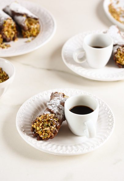 Cannoli à la pistache comme en Sicile (avec la vidéo)
