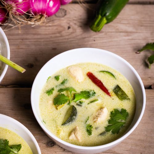 curry thai vert courgettes poulet leger