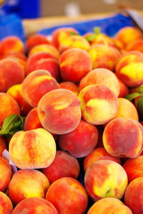 Pêches ou nectarines : vingt recettes sucrées et salées